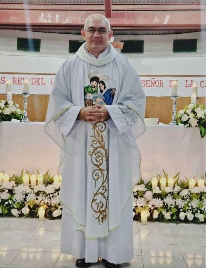 III aniversario del Padre Francisco Reyes en la parroquia San Antonio de Padua